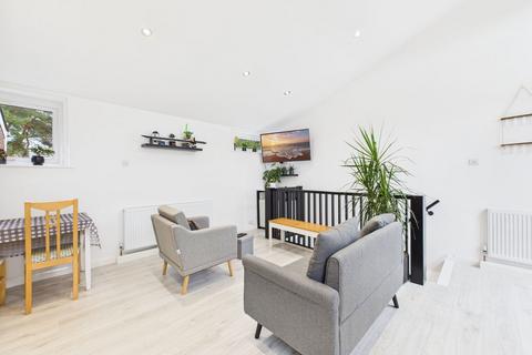 1 bedroom flat for sale, South Holmes Road, Horsham RH13