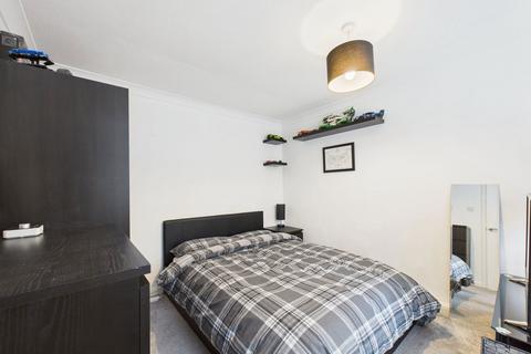 1 bedroom flat for sale, South Holmes Road, Horsham RH13