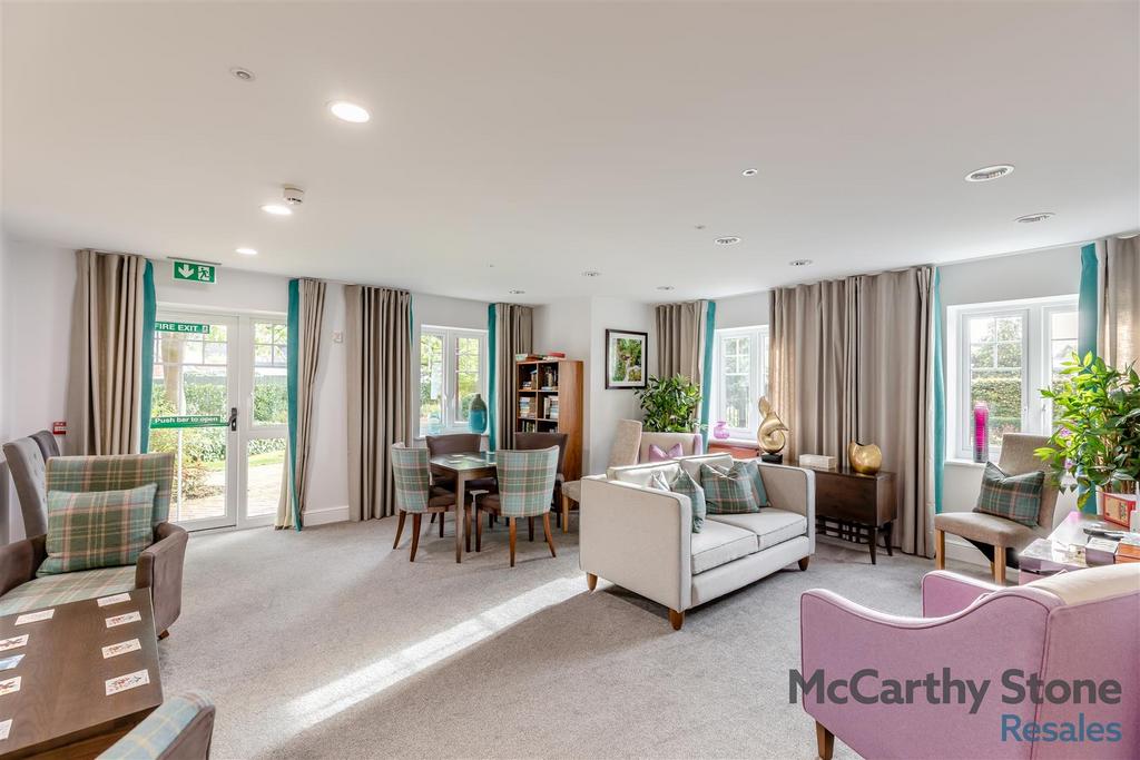 8664601-interior18.jpg
