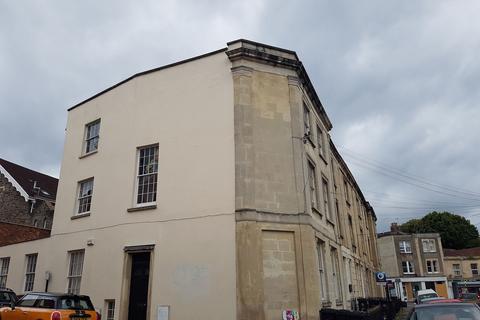 2 bedroom flat to rent, Clevedon Terrace, Bristol BS6