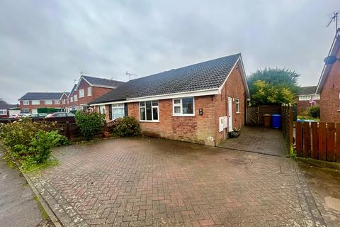 2 bedroom bungalow to rent, 2 Bed Semi-Detached Bungalow, Trentham Close, Bridlington, YO16 6EB