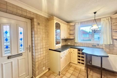 2 bedroom bungalow to rent, 2 Bed Semi-Detached Bungalow, Trentham Close, Bridlington, YO16 6EB