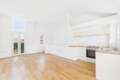 2 bedroom apartment for sale, Mill Meadow, North Cornelly CF33