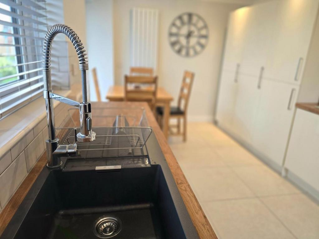 Kitchen 4