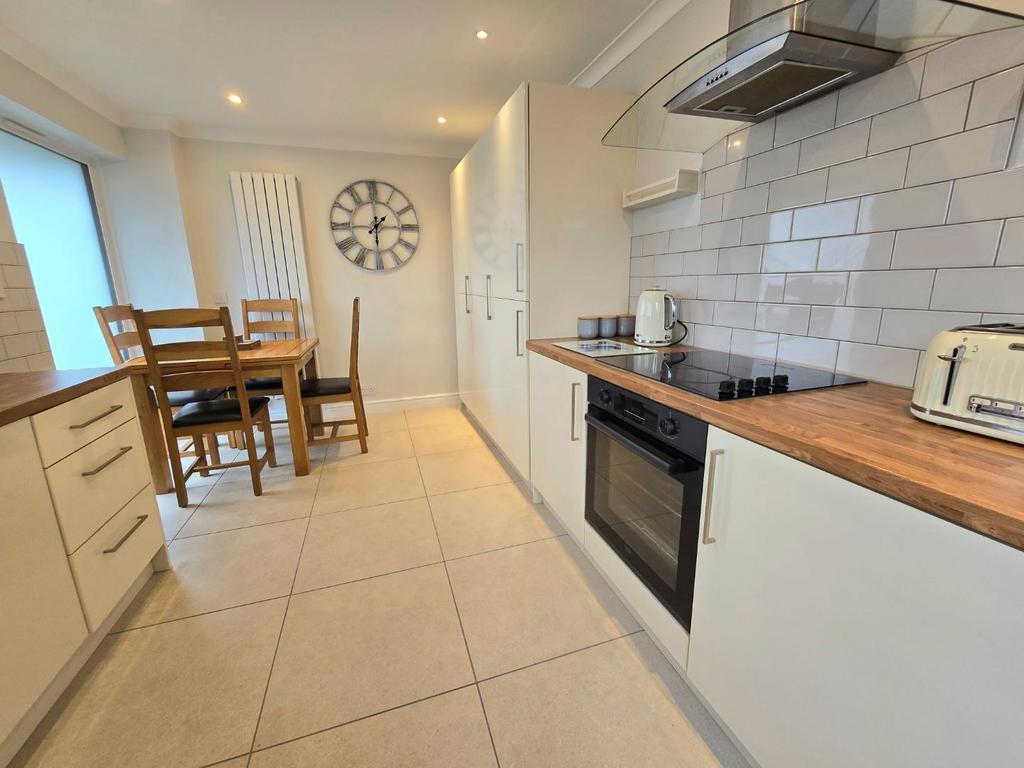Kitchen 2