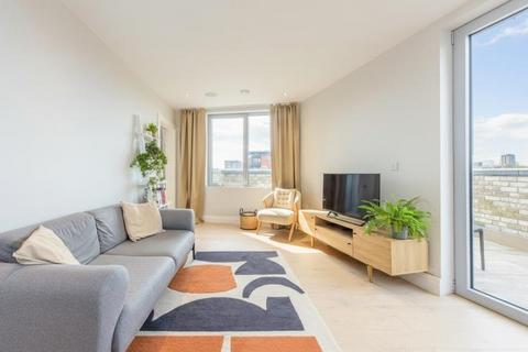 3 bedroom flat for sale, Espalier Gardens, London, NW6
