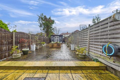 2 bedroom terraced house for sale, Barnstaple Road, Ruislip HA4