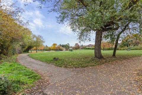 undefined, Shorham Rise, Milton Keynes MK8