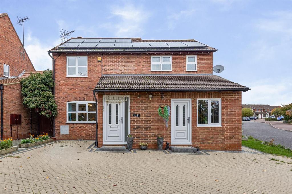 28 Shorham Rise Web01.jpg