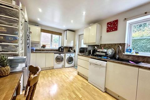 undefined, Athelhampton, Washington, Tyne and Wear, NE38 8TA