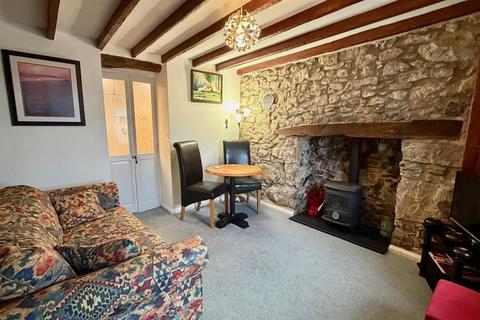 2 bedroom terraced house for sale, Cwlach Street, Llandudno