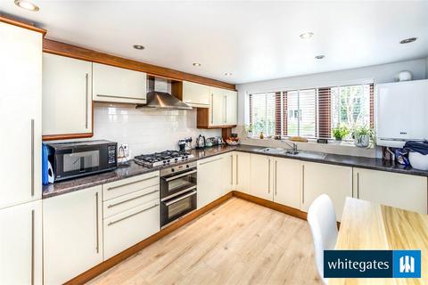 3 bedroom house for sale, Bramley Lane, Hipperholme, Halifax, HX3