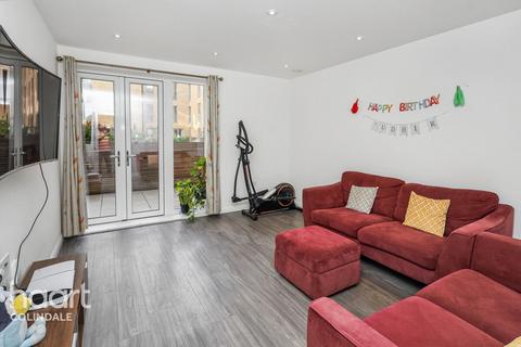 3 bedroom maisonette for sale, Charmille Avenue, NW9