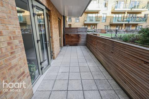 3 bedroom maisonette for sale, Charmille Avenue, NW9