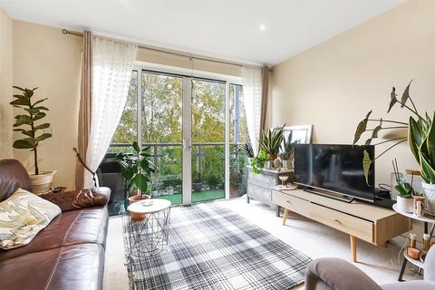 undefined, Highbury Drive, Leatherhead, Surrey, KT22