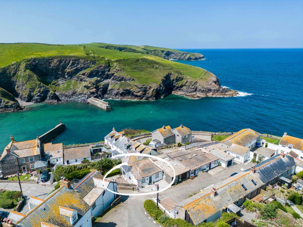 The Lobster Pot