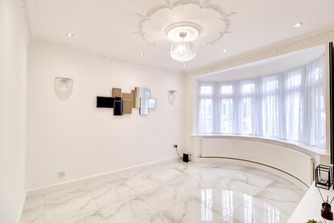 undefined, Blenheim Gardens, Aveley RM15