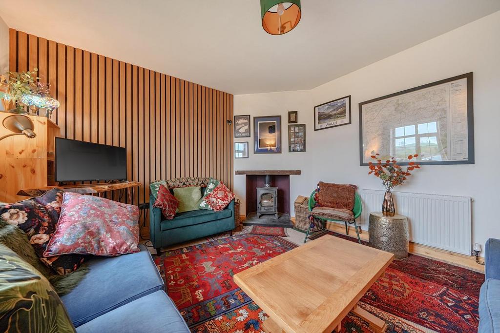 Lounge corner.jpg