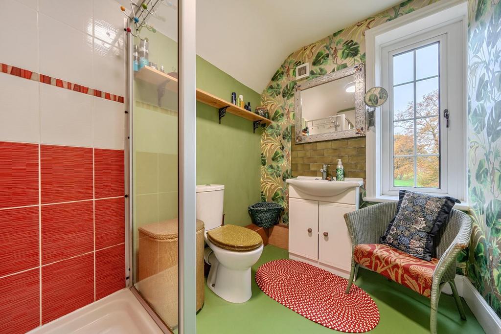 Shower Room.jpg