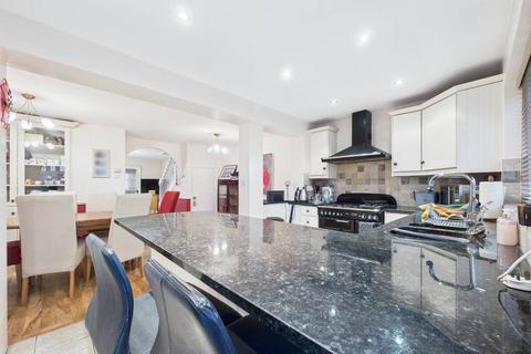undefined, West Close, Ashford, Surrey, TW15