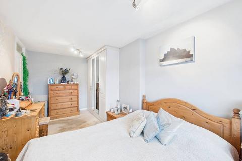 undefined, West Close, Ashford, Surrey, TW15