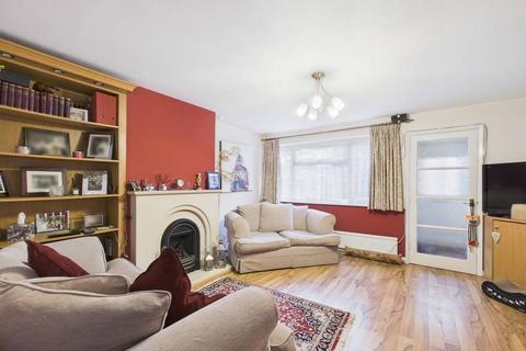 undefined, West Close, Ashford, Surrey, TW15