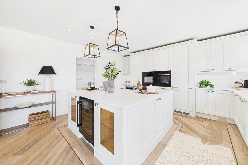 CAM05668 G0-PR0029-STILL018.jpg