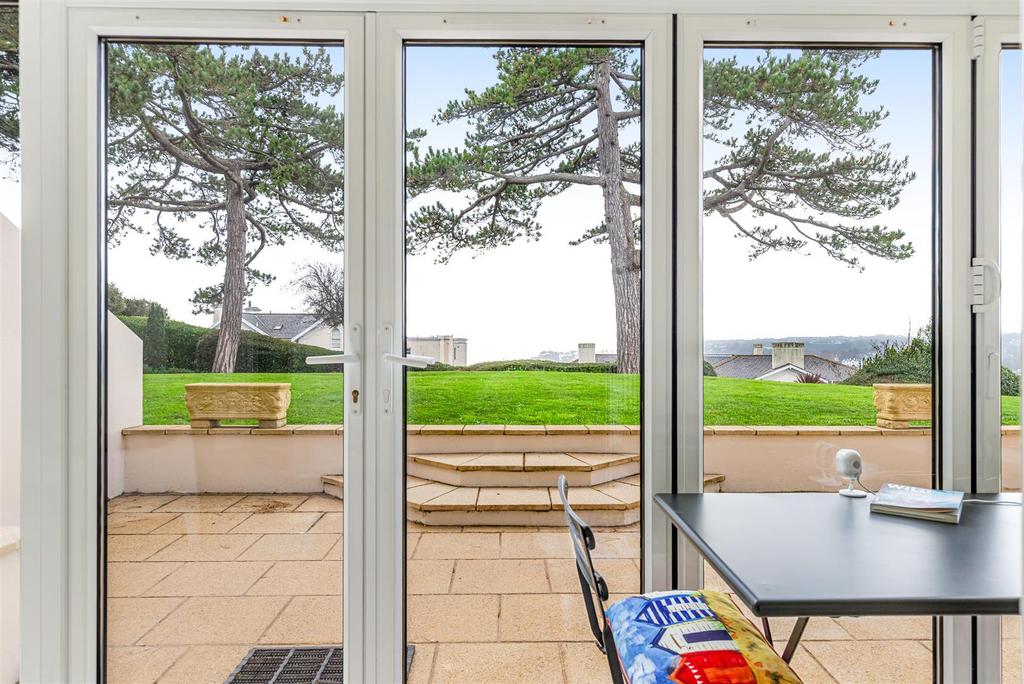 A17 - 4 Villa Rosa, St. Lukes Road South, Torquay