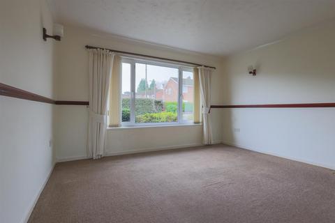 undefined, Elm Drive, Cheadle