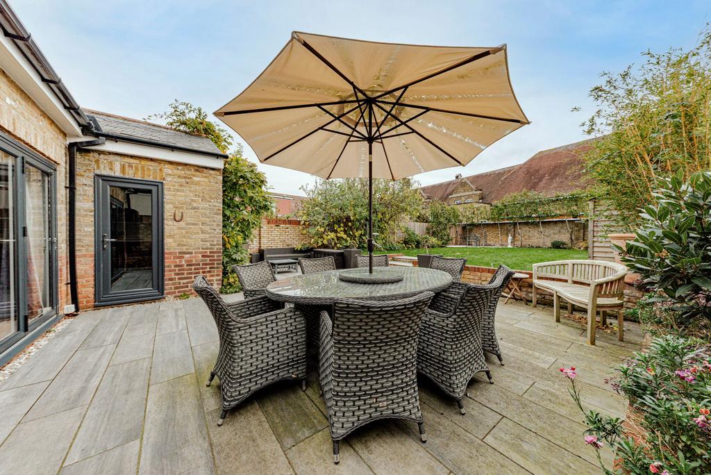 Rear Garden (2)
