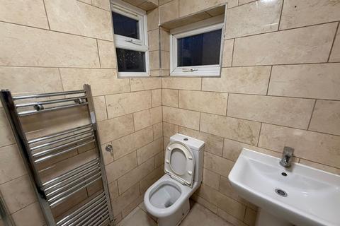 undefined, London SE25