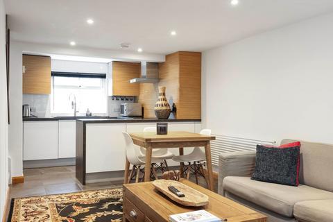undefined, Chestnut Terrace, Cheltenham GL53