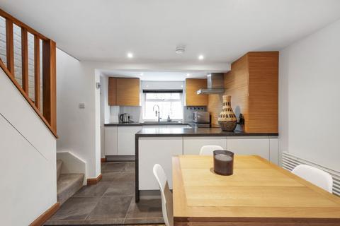 undefined, Chestnut Terrace, Cheltenham GL53