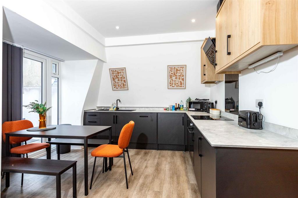 The Penthouse-13.jpg