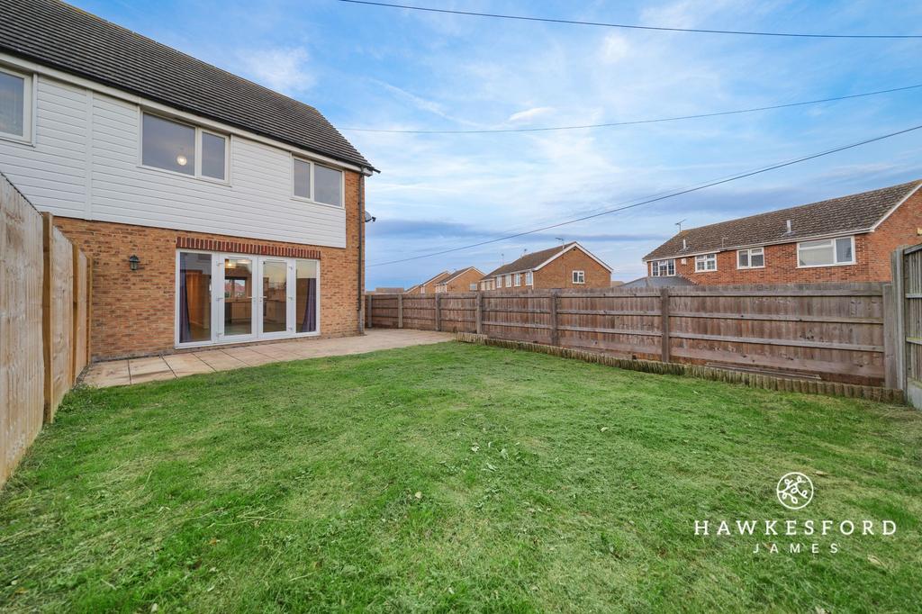 Mount Field, Queenborough - Garden
