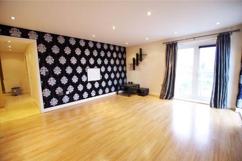 2 bedroom flat to rent, Observer Drive, Watford, WD18