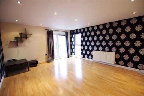 2 bedroom flat to rent, Observer Drive, Watford, WD18