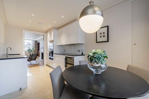 undefined, Curzon Street, London W1J