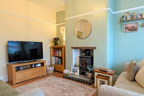 2 bedroom semi-detached house for sale, 40 Corndon Crescent, Shrewsbury, SY1 4LF
