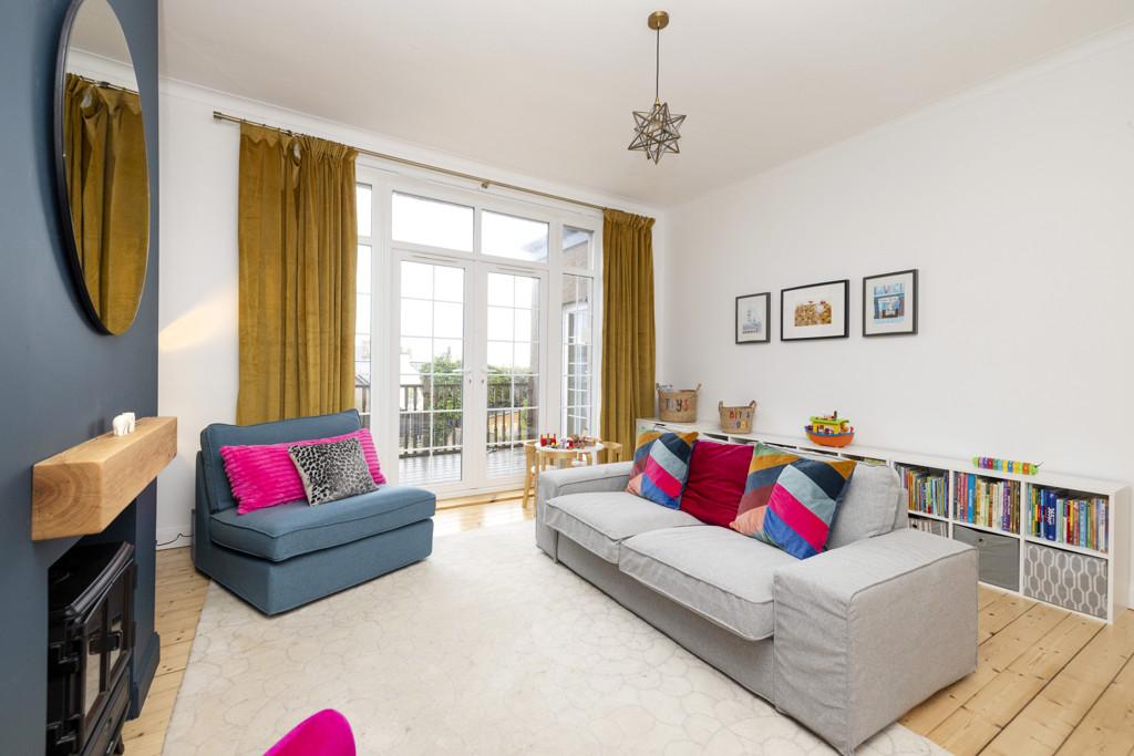 Sitting Room 2 - Master Bedroom - 28 Cadogan Road