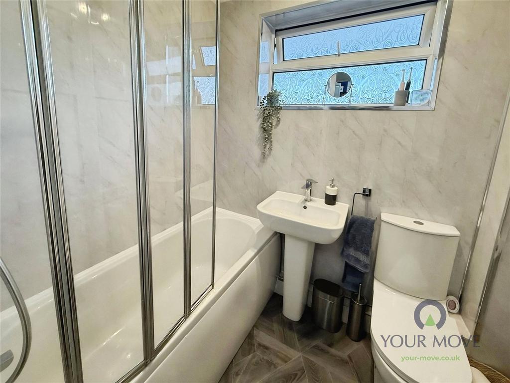 Bathroomrear Garden