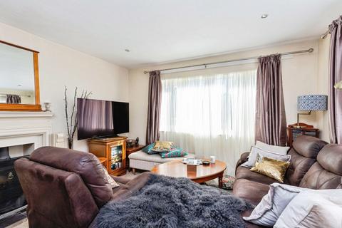 undefined, Pingle Close, Peterborough PE7