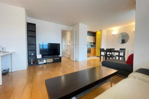 2 bedroom apartment to rent, St William's Court, King's Cross, Islington, 1 Gifford Street, London, N1