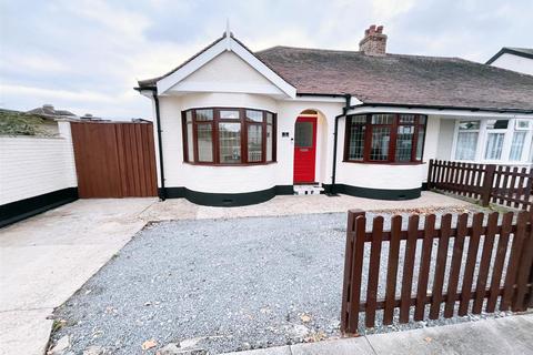 undefined, King Edward Avenue, Rainham RM13