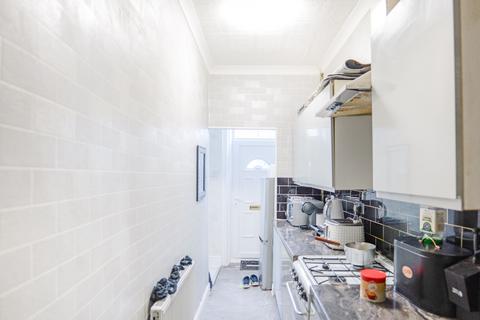 2 bedroom terraced house for sale, Ewart Street, Bradford BD7