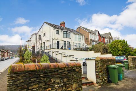 undefined, New Park Terrace, Rhondda Cynon Taf CF37