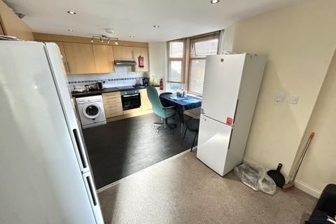 undefined, New Park Terrace, Rhondda Cynon Taf CF37