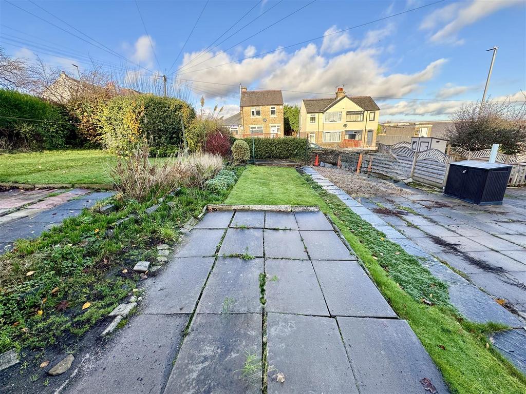 External front, garden and parking