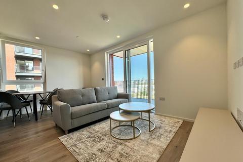 2 bedroom flat to rent, 5 Hemlock Street, Heron Wharf E14