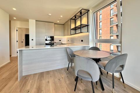 2 bedroom flat to rent, 5 Hemlock Street, Heron Wharf E14